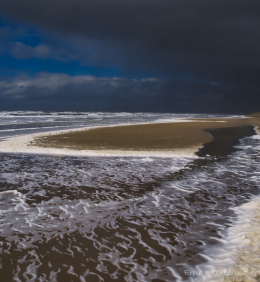 Bui-op-strand-dag-1-scaled-aspect-ratio-260-282